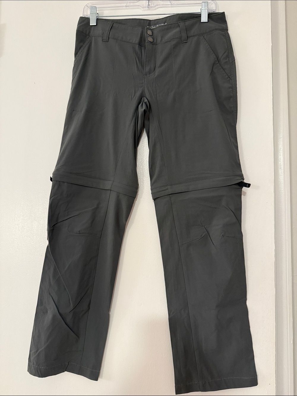 Women’s Convertible Zip-Off Pants - Dark Gray